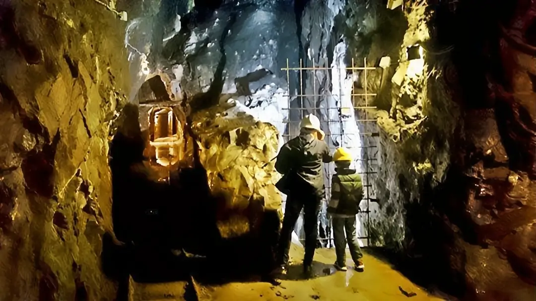 Visita a las Minas de Bellmunt del Priorat 4 Minas de Bellmunt del Priorat