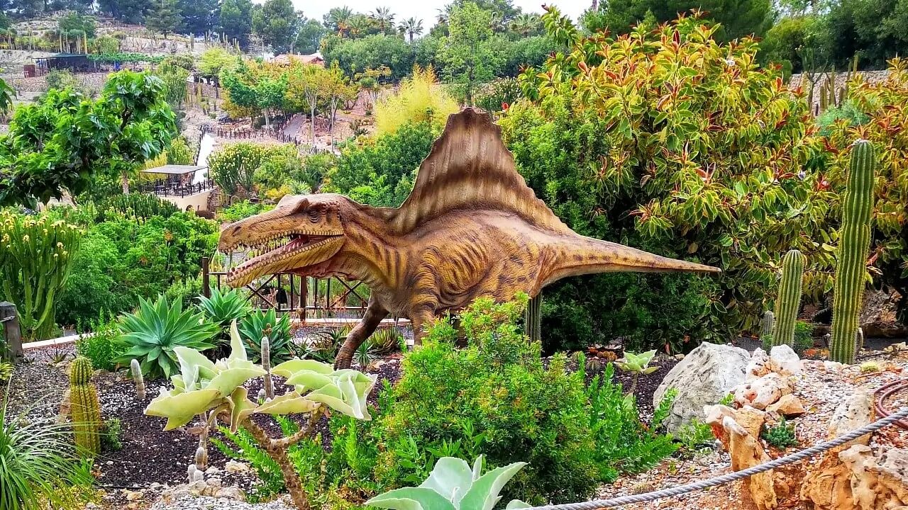 Naturlandia, un parque de aventuras a 2.000 metros de altitud en los Pirineos 12 Dinopark Algar
