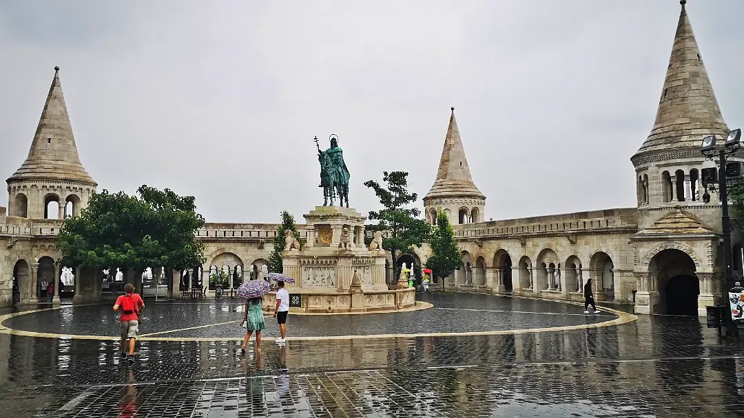 15 lugares imprescindibles que ver en Budapest 20 Bastión de los Pescadores Budapest