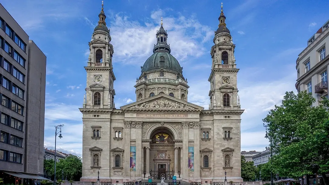 15 lugares imprescindibles que ver en Budapest 49 Basílica de San Esteban Szent István tér Budapest