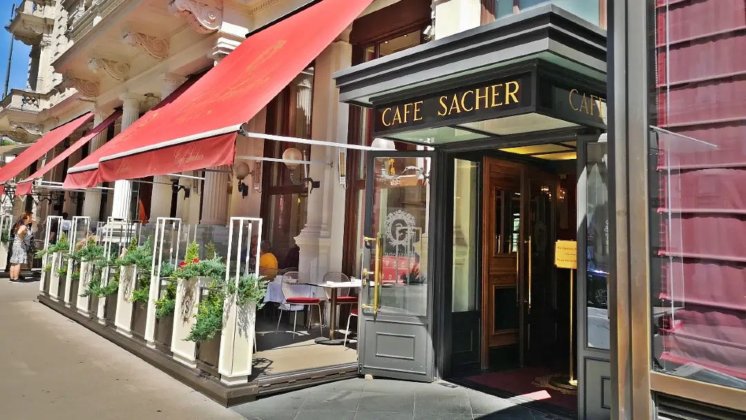 Que ver en Viena, la imperial y elegante capital de Austria 6 Cafe Sacher Viena