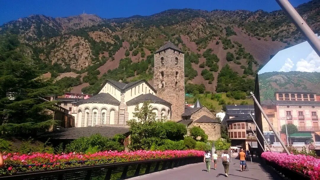 Andorra la Vella, la capital de los Pirineos 23 Andorra la Vella