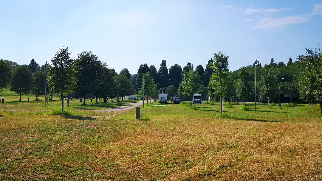 Camping Life (La ciudad efímera): Campismo en tiempos difíciles 6 Camping Campo al Po Cremona