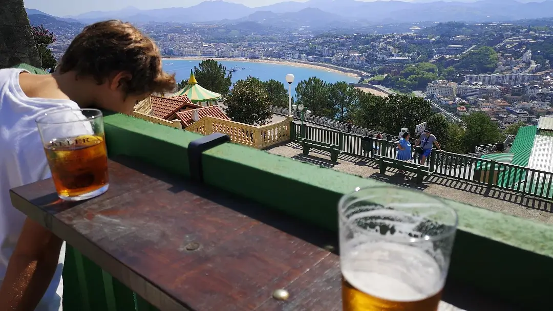 🏁 Ruta en caravana por Francia, Luxemburgo, Países Bajos y Bélgica. Diario de Viaje (40 días / 82 fotos) 82 Parque de atracciones Monte Igueldo San Sebastián