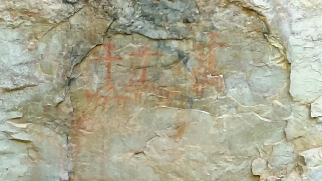 Parrizal de Beceite: entre bosques frondosos y aguas turquesas 9 El Parrizal Beceite pinturas rupestres La Fenellosa