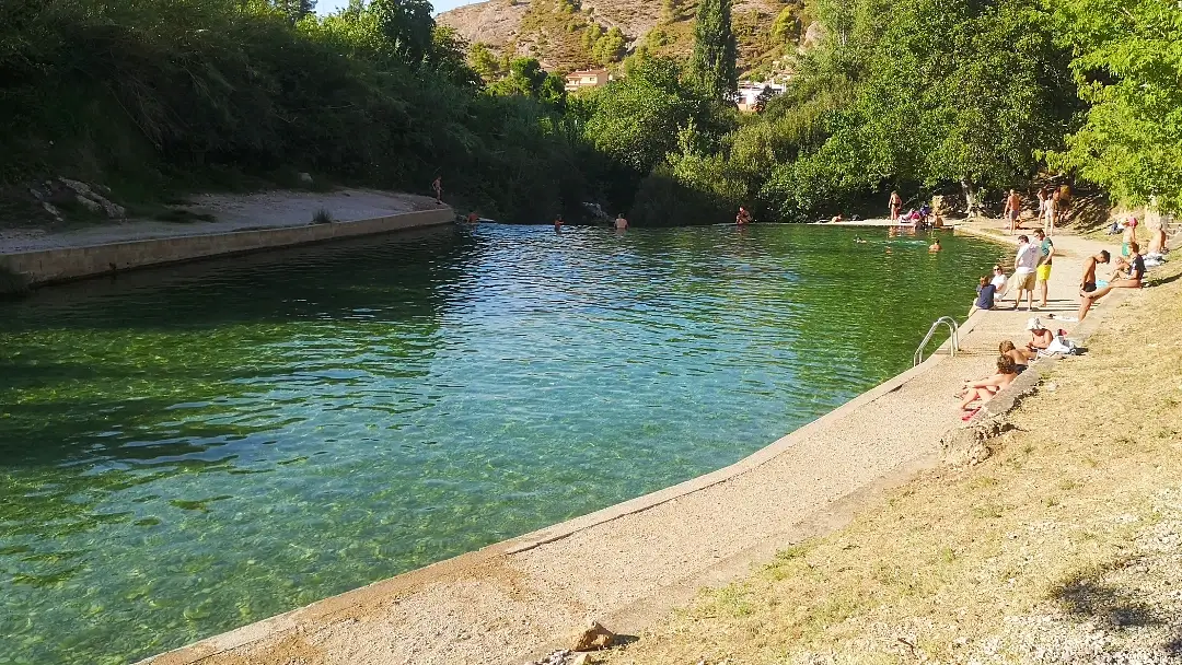 Parrizal de Beceite: entre bosques frondosos y aguas turquesas 18 Piscina natural del azud