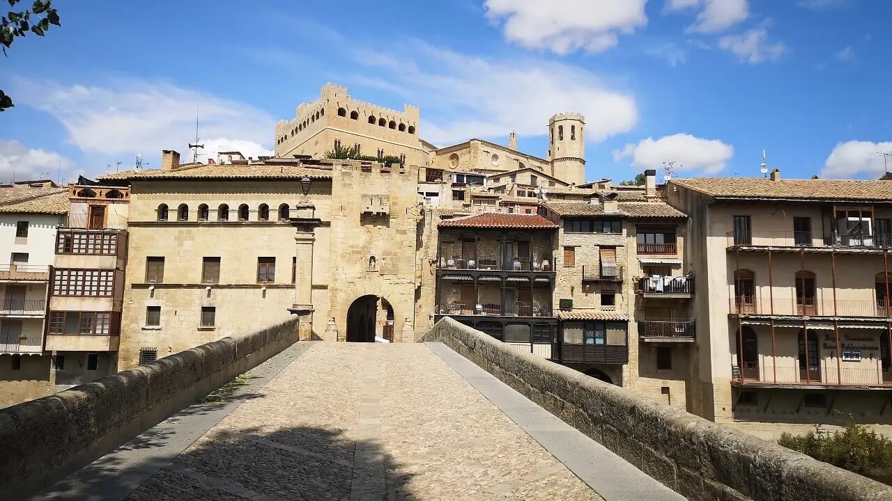 Jaca, la primera capital del reino 25 Valderrobres