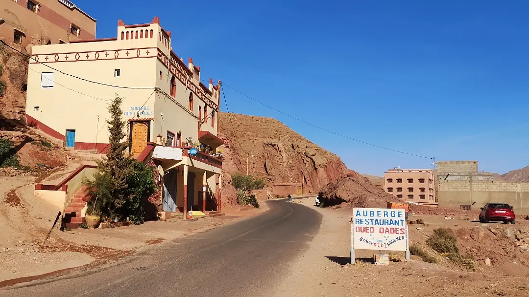 Ruta del desierto por libre: de Marrakech a Merzouga 7 de Marraquech a Merzouga Auberge Oued Dades