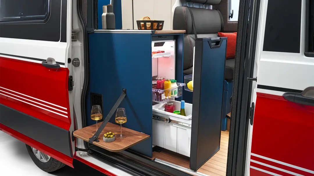 Eriba Car, la Nueva y elegante furgoneta camper de Eriba 8 Eriba Car nevera