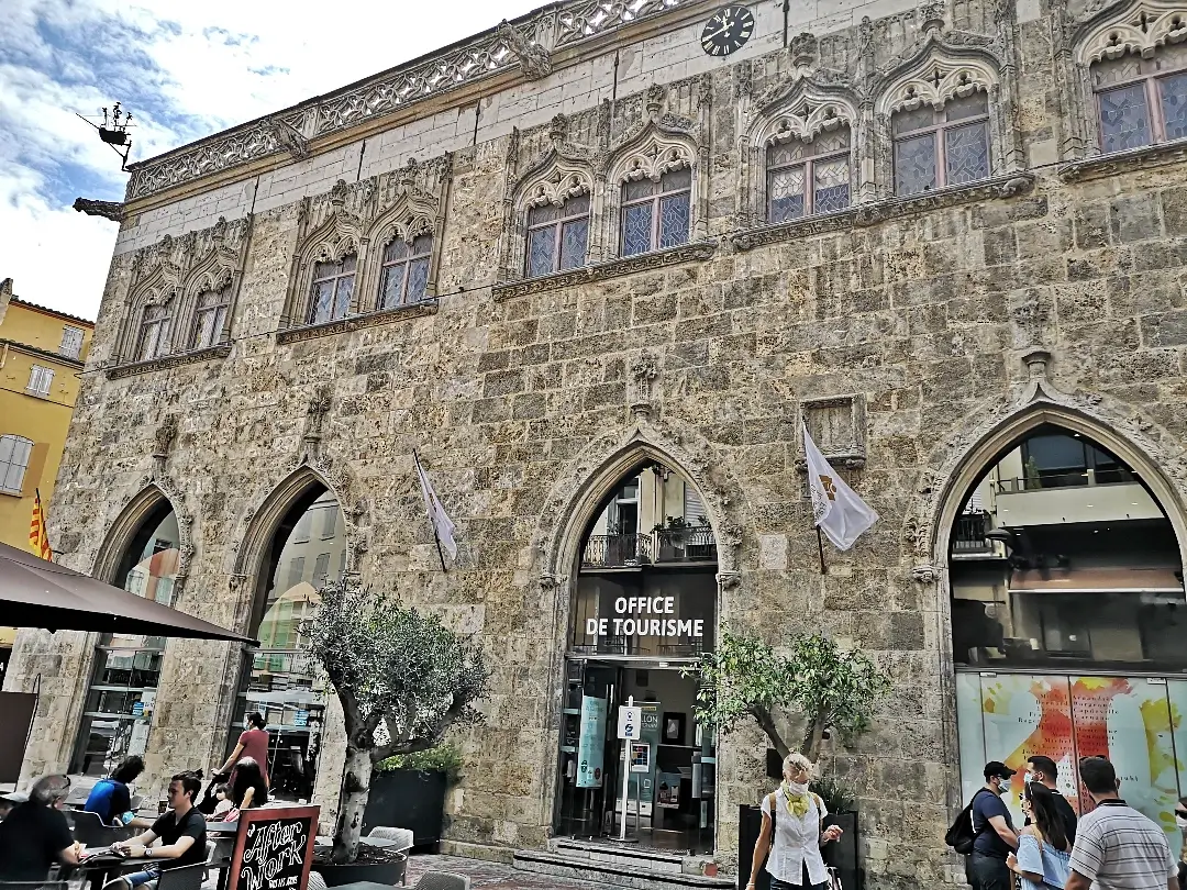 Que ver en Perpiñán, la capital francesa del Reino de Mallorca 5 Lonja de Mar o Lonja de Perpiñán