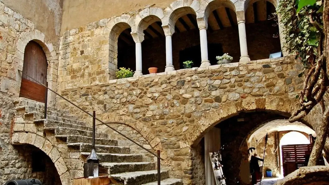 Besalú: un paseo por la edad media 18 Besalú