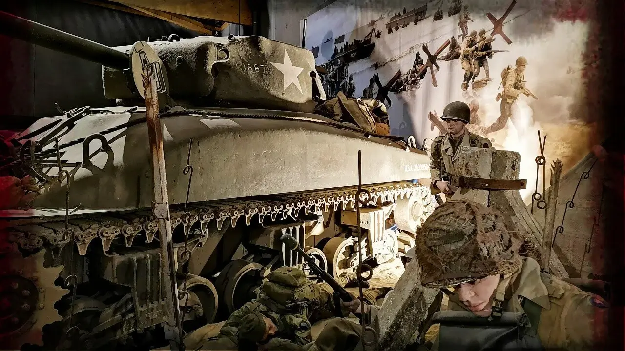 2a Guerra Mundial: Ruta del Desembarco de Normandía (con mapa) 3 Diorama en el Overlord Museum de Coleville-sur-Mer, Normandía.