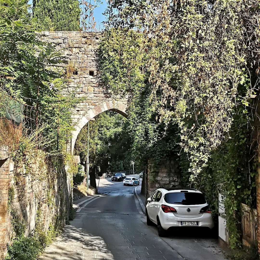Que ver en Perugia, la encantadora capital medieval de Umbría 32 Porta San Giacomo Perugia