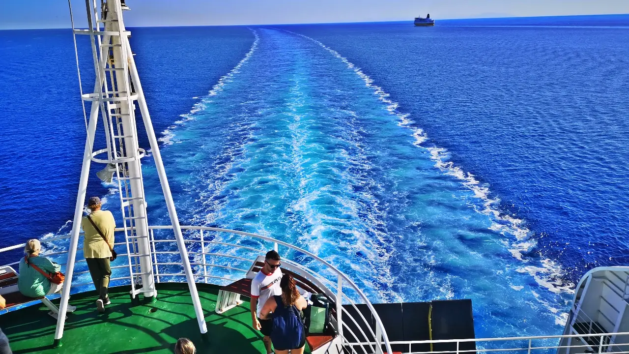 Barcelona - Roma en ferry con coche y caravana 6 Ferry