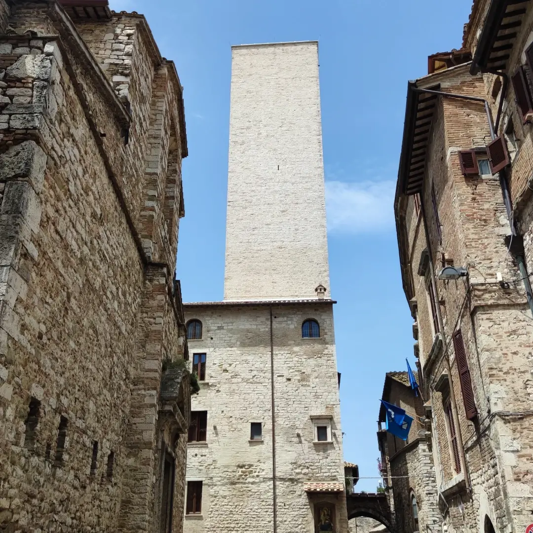 Que ver en Perugia, la encantadora capital medieval de Umbría 26 Torre degli Sciri Perugia