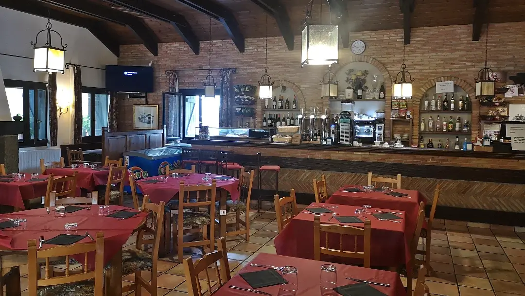 Biescas (Huesca) | Camping Gavín: un referente de los Pirineos Aragoneses 15 camping Gavín restaurante