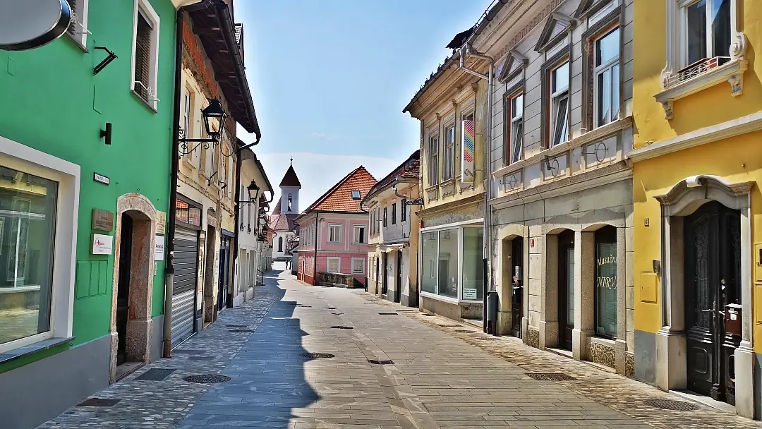 Un paseo por Kranj, la capital de los Alpes eslovenos 12 Calle Cankarjeva ulica