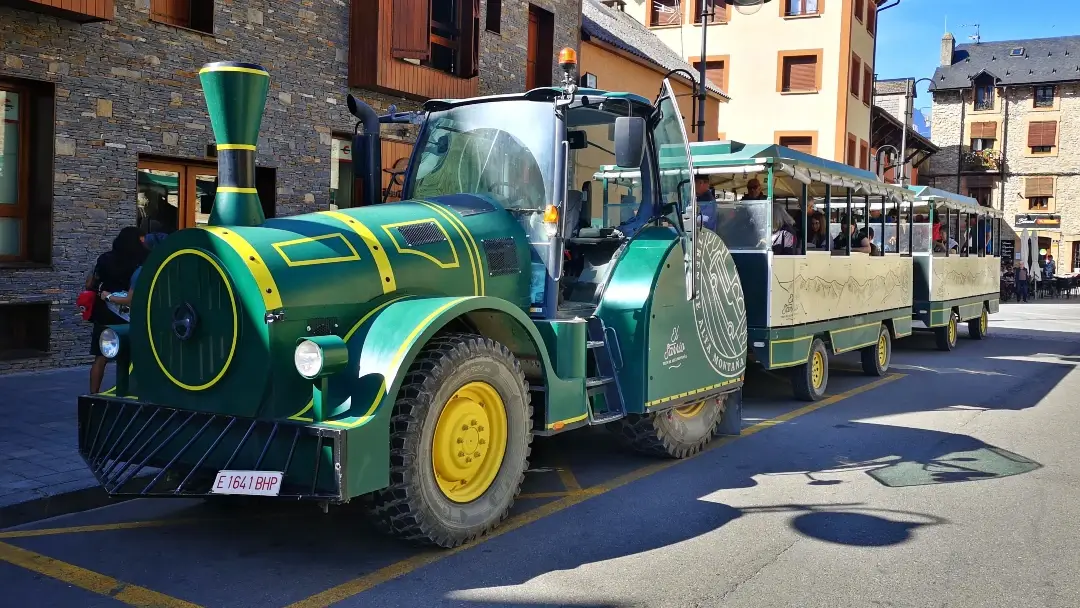Pirineos: 6 días descubriendo el maravilloso Valle de Tena 30 Tren de alta montaña El Sarrio Panticosa