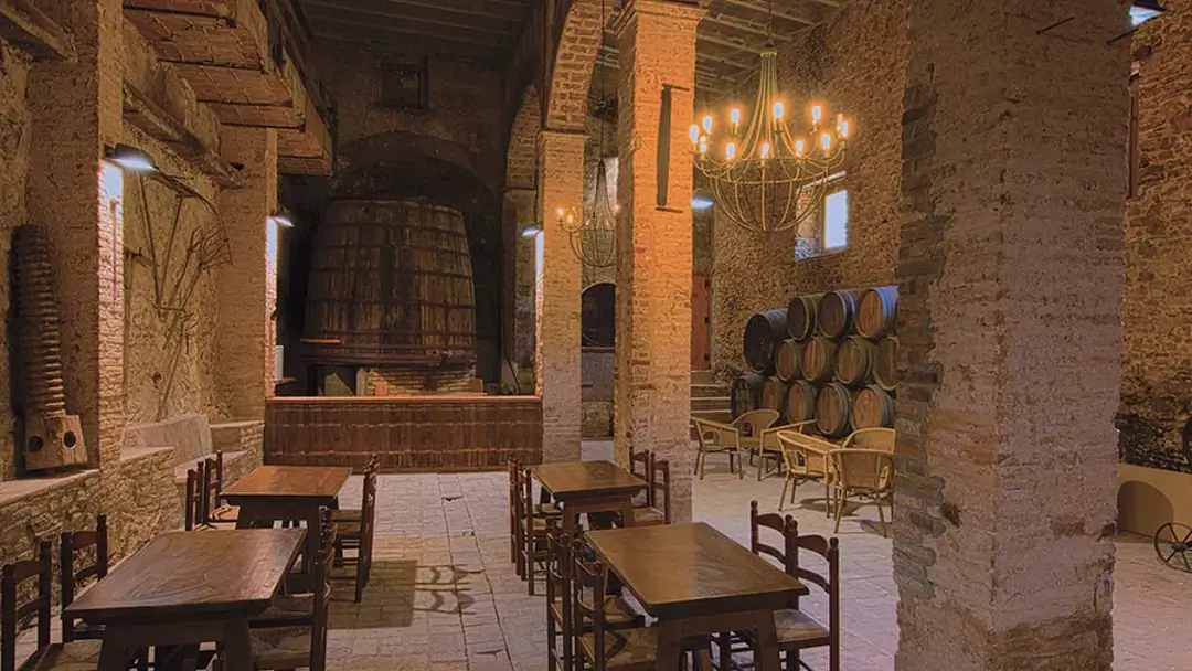 Enoturismo en el Priorat: las 7 mejores Catas y paseos entre viñas 15 Bodegas Scala Dei