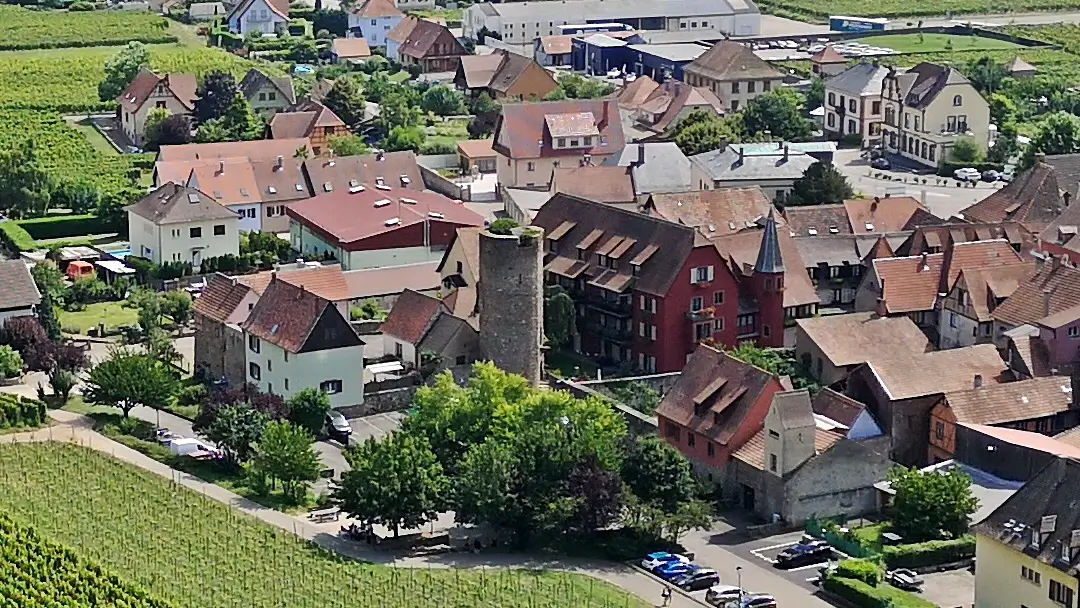 Que ver en Kaysersberg, la 'Montaña del Emperador' de Alsacia 18 Tour Des Voleurs o Tour des Sorcières Kaysersberg Alsacia