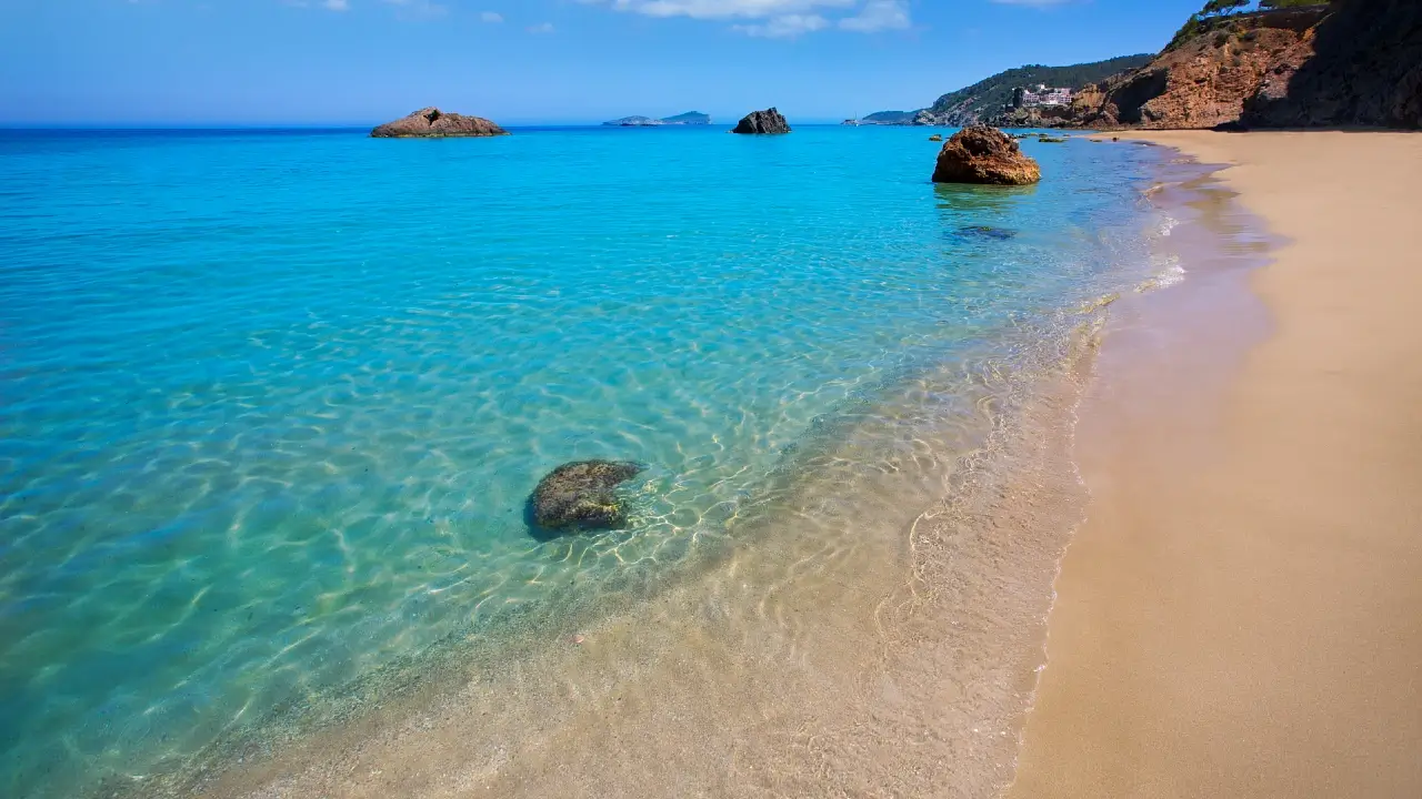 A Veces Veo Viajes 7 Playa Aigues Blanques Santa Eulalia